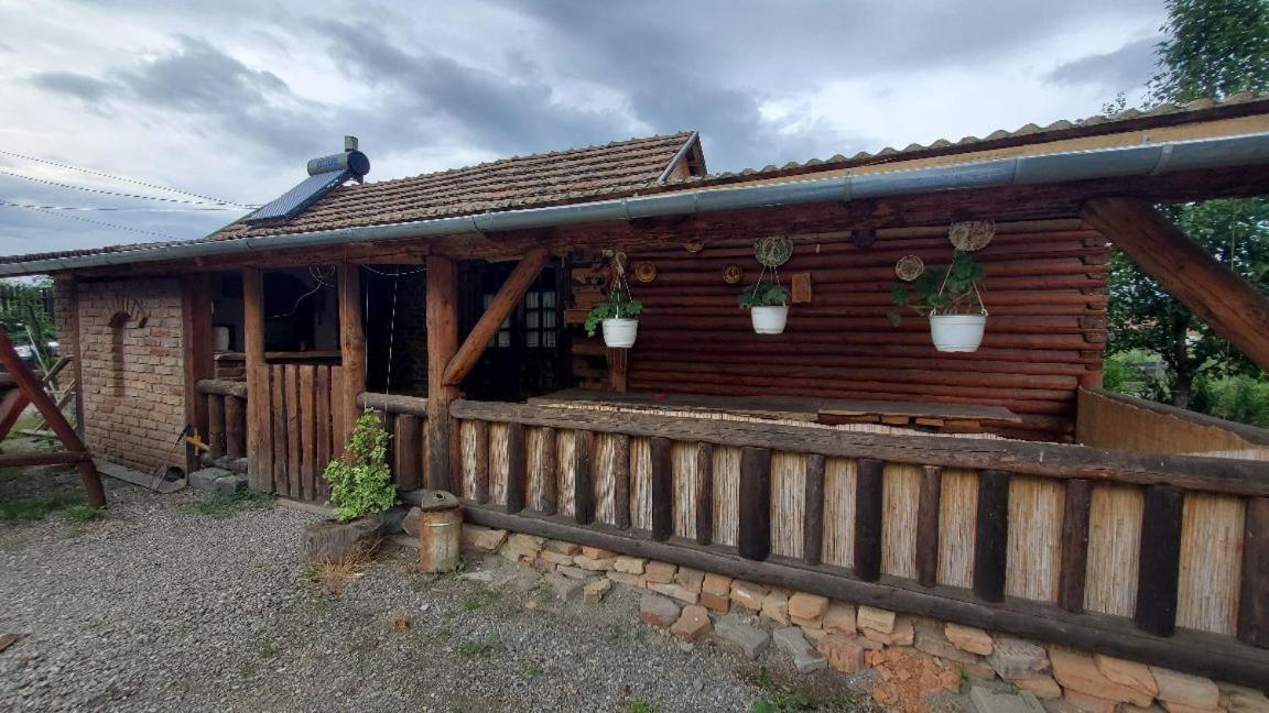 Casa Rustic Feher & Fekete Vendeghazak Sovata Eksteriør bilde