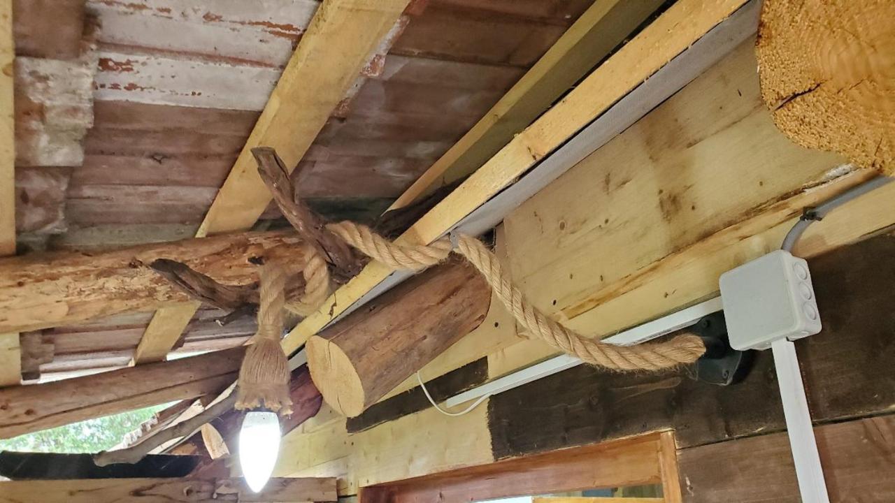 Casa Rustic Feher & Fekete Vendeghazak Sovata Eksteriør bilde