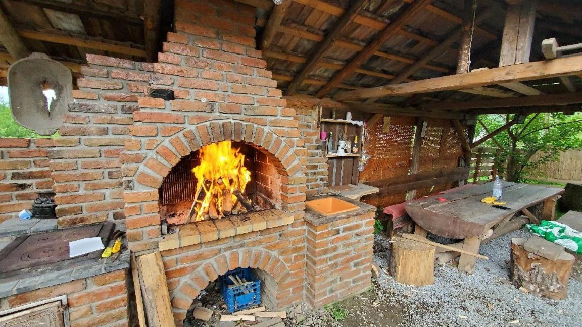 Casa Rustic Feher & Fekete Vendeghazak Sovata Eksteriør bilde