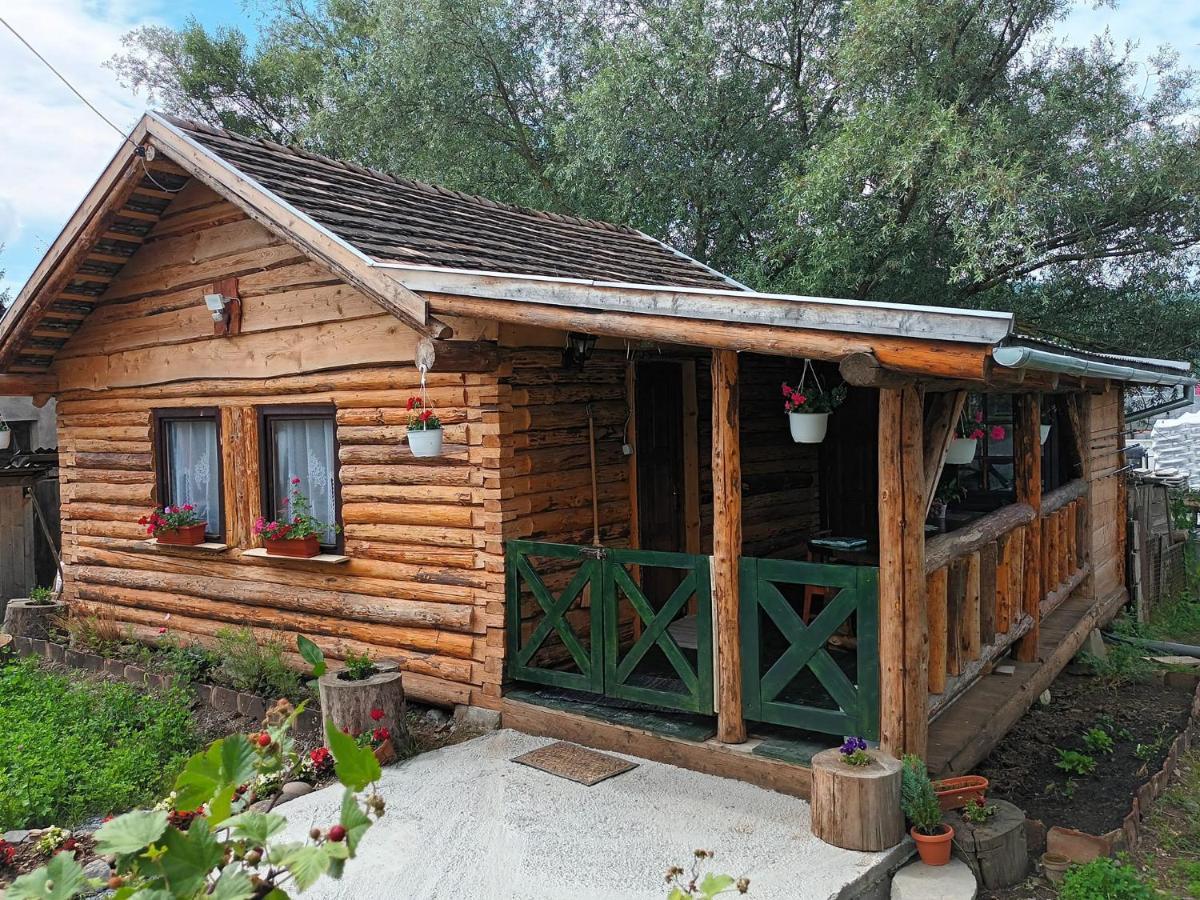 Casa Rustic Feher & Fekete Vendeghazak Sovata Eksteriør bilde