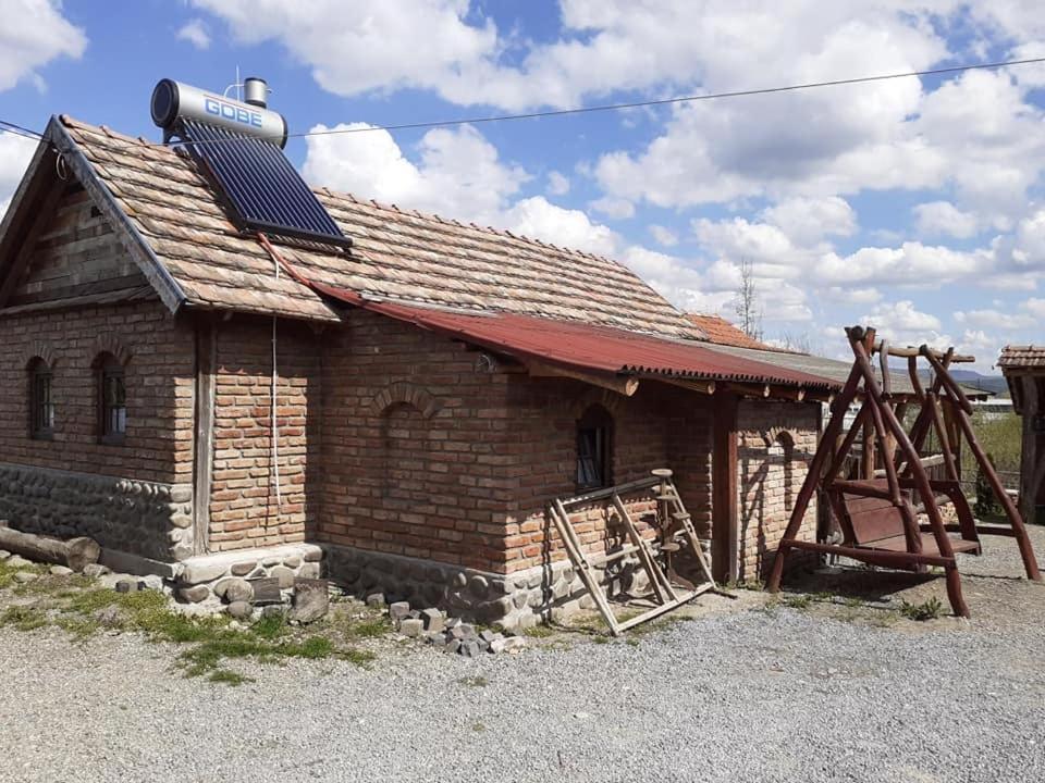 Casa Rustic Feher & Fekete Vendeghazak Sovata Eksteriør bilde